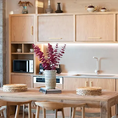 Flomis Luxury