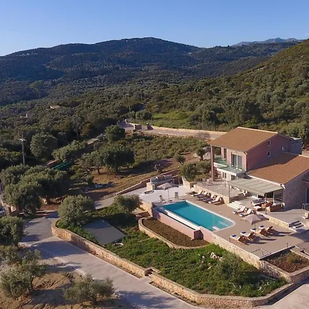 Flomis Luxury Villa *