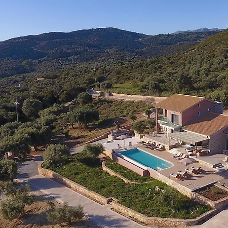 Flomis Luxury Villa *