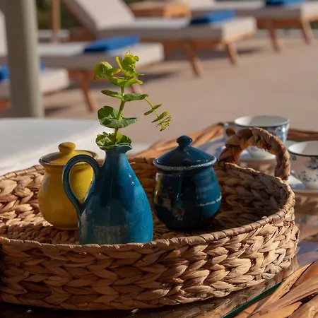 Flomis Luxury Villa Apolpaina