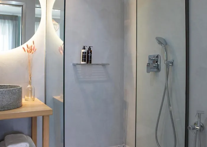 Flomis Luxury 别墅 Apolpaina