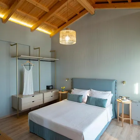 Flomis Luxury Απόλπαινα