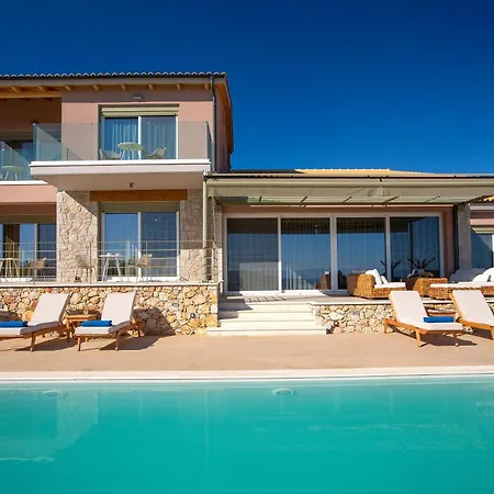 Flomis Luxury Βίλα *