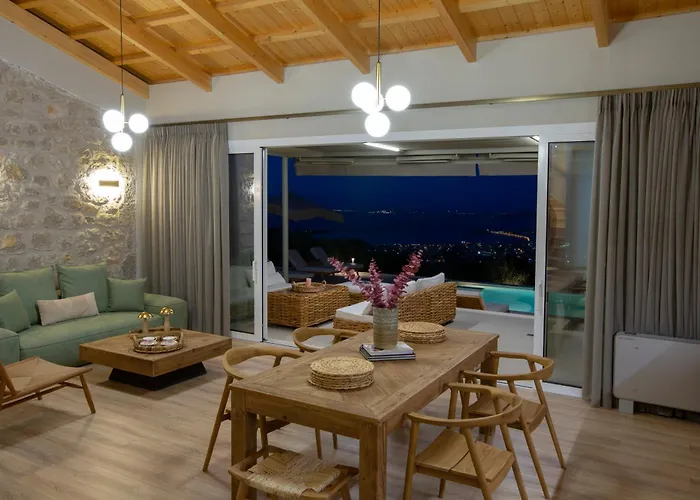 Villa Flomis Luxury *