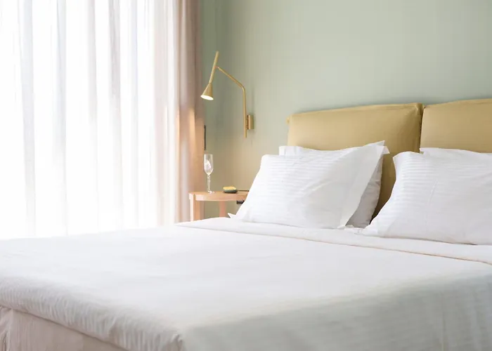 Flomis Luxury Villa *